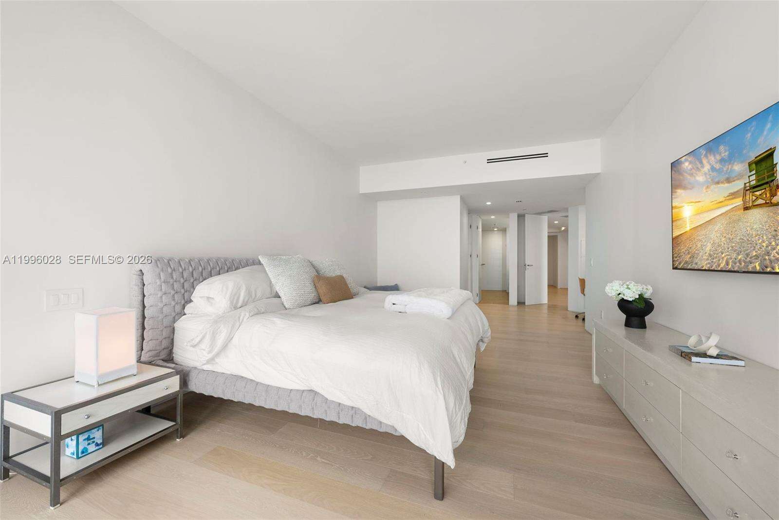CONTINUUM ON SOUTH BEACH CONDO THE SOUTH TOWER - 100 Pointe Dr, Miami Beach, FL 33139 | Picture 51