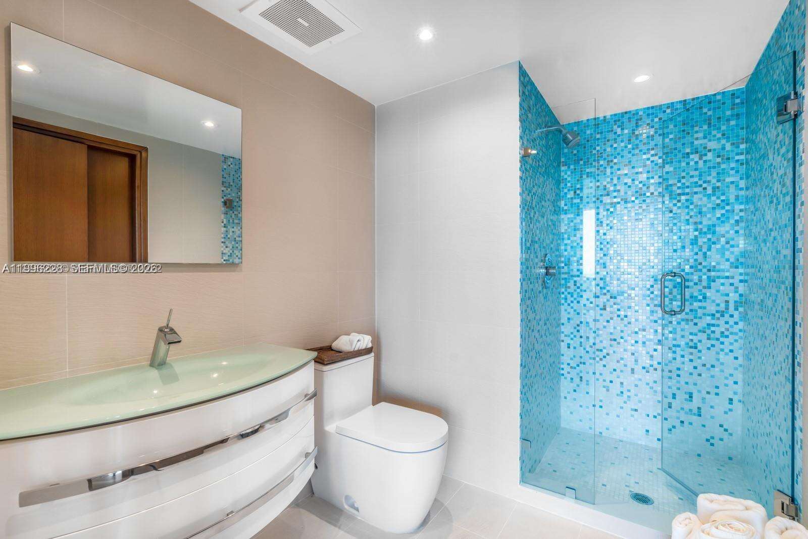 Icon at 450 Alton Rd, Miami Beach, FL 33139 - For Sale photo 15