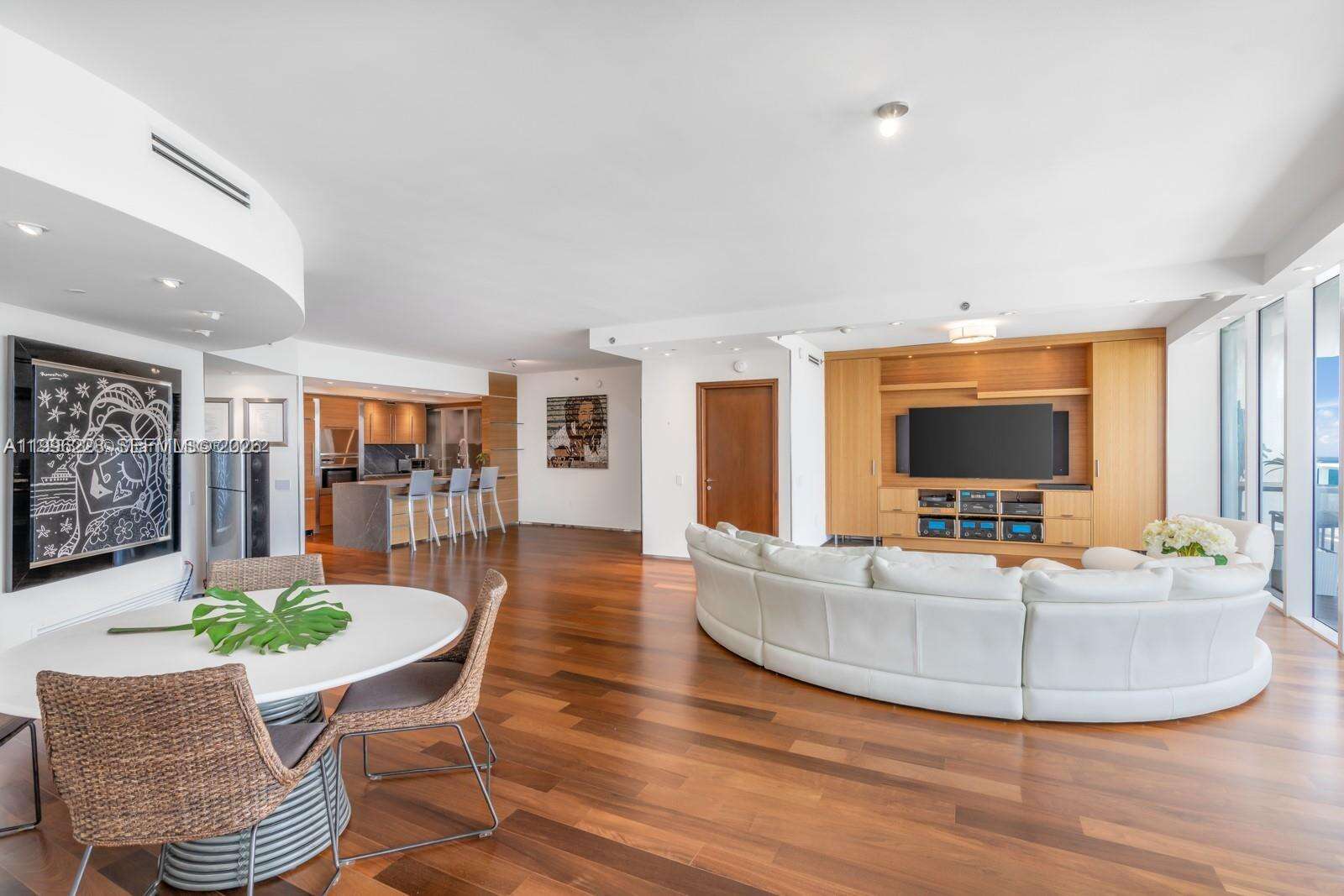 Icon at 450 Alton Rd, Miami Beach, FL 33139 - For Sale photo 4