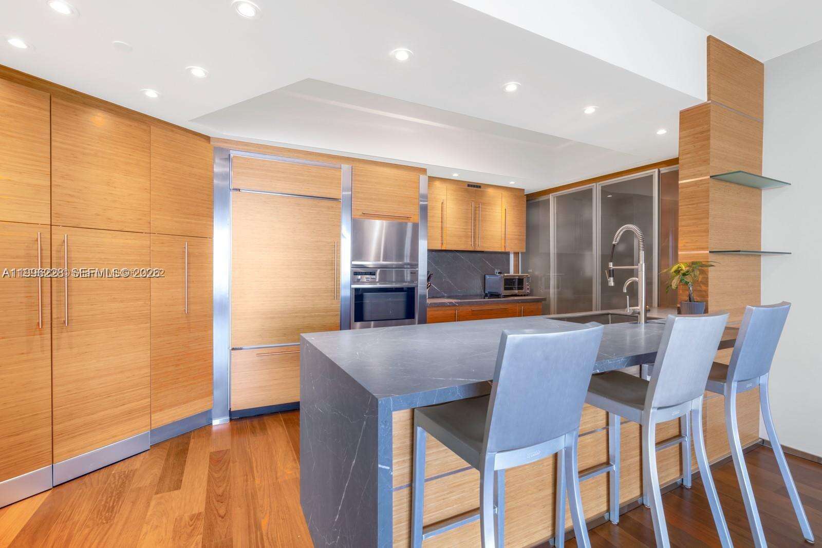 Icon at 450 Alton Rd, Miami Beach, FL 33139 - For Sale photo 6