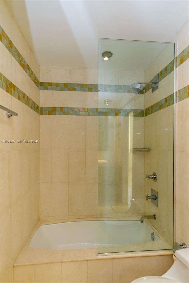 ONE TEQUESTA POINT - 888 Brickell Key Dr, Miami, FL 33131 | Picture 20