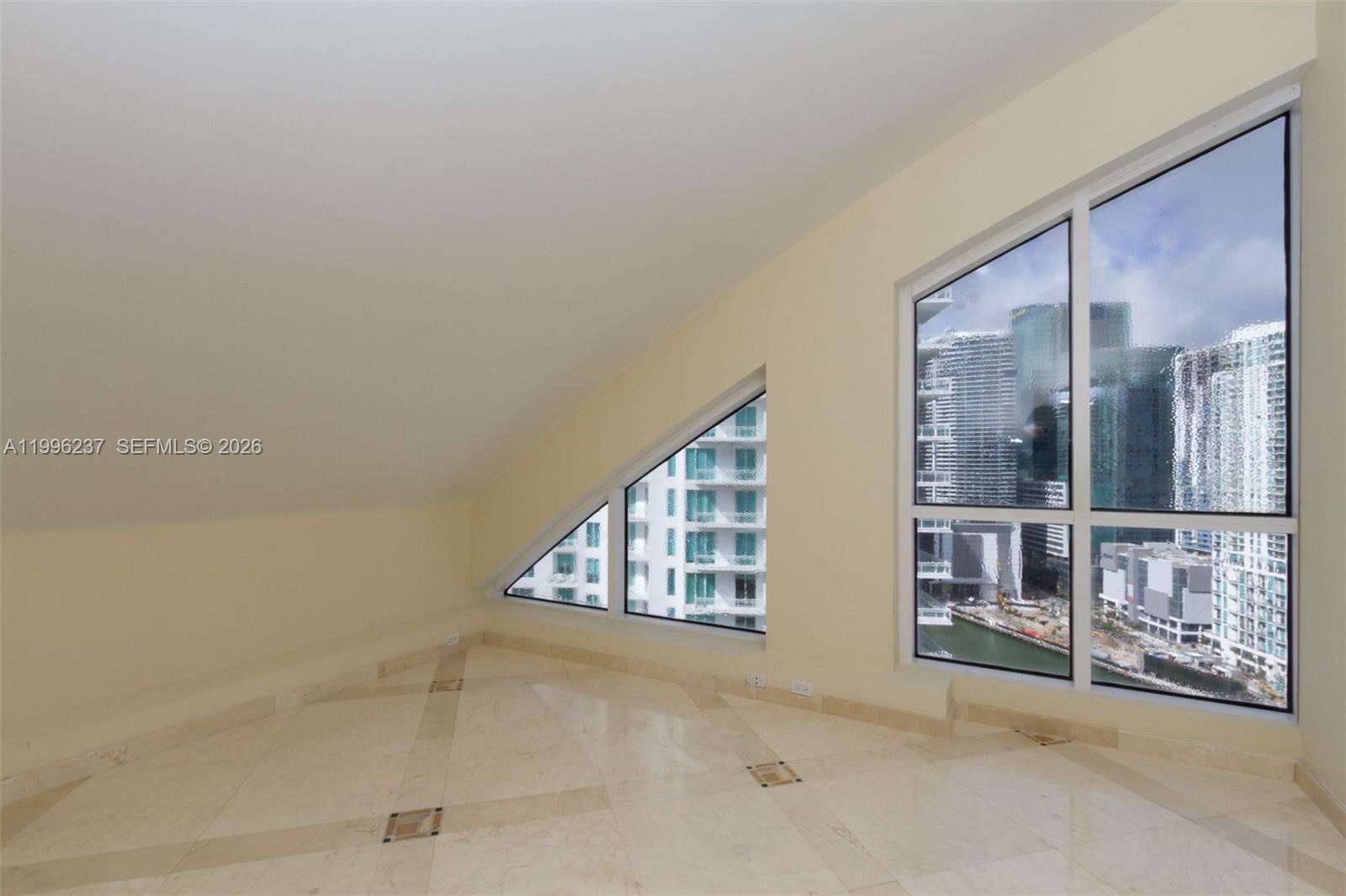 ONE TEQUESTA POINT - 888 Brickell Key Dr, Miami, FL 33131 | Picture 24