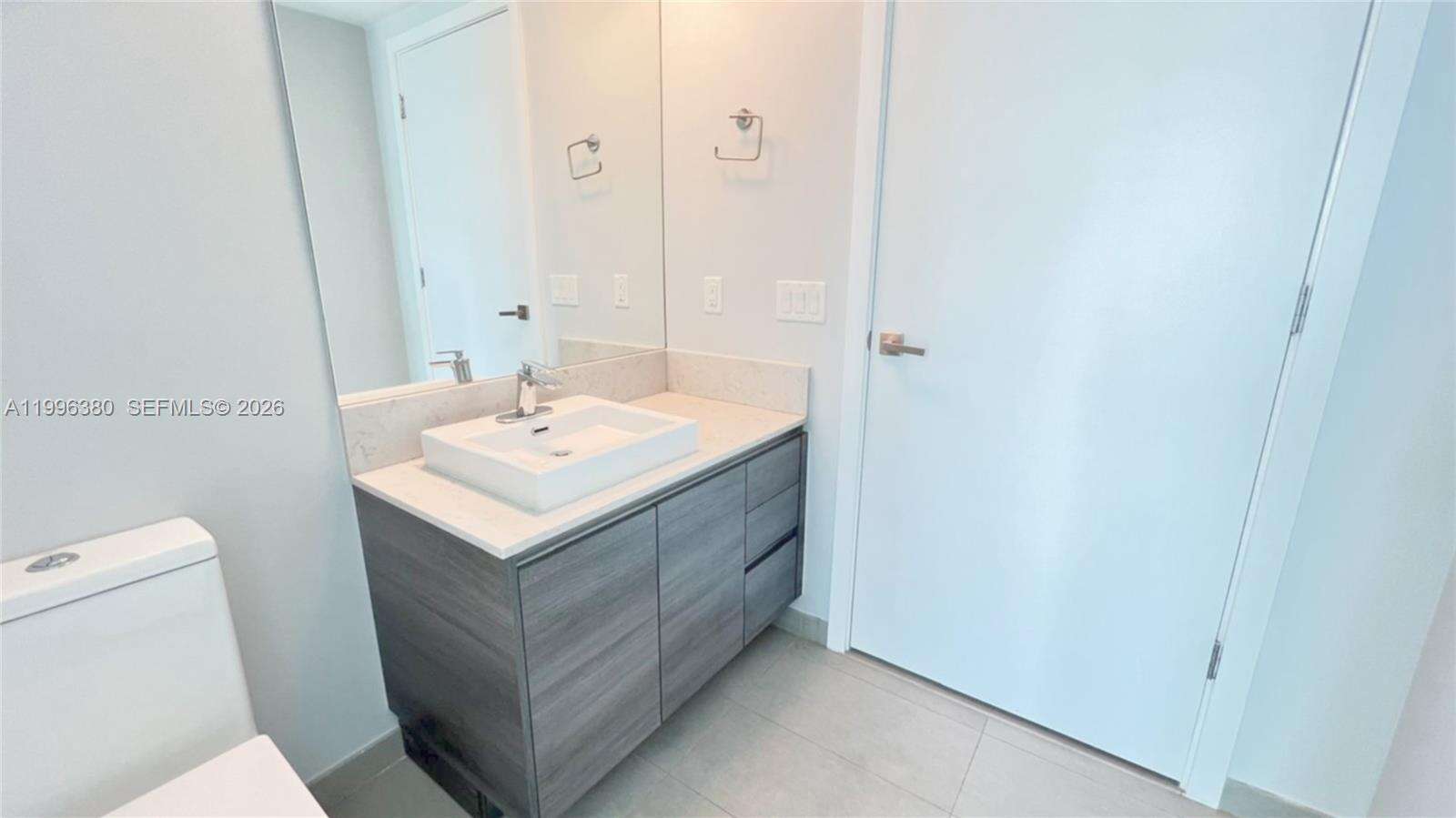 The Bond On Brickell at 1080 Brickell Ave, Miami, FL 33131 - For Sale photo 17