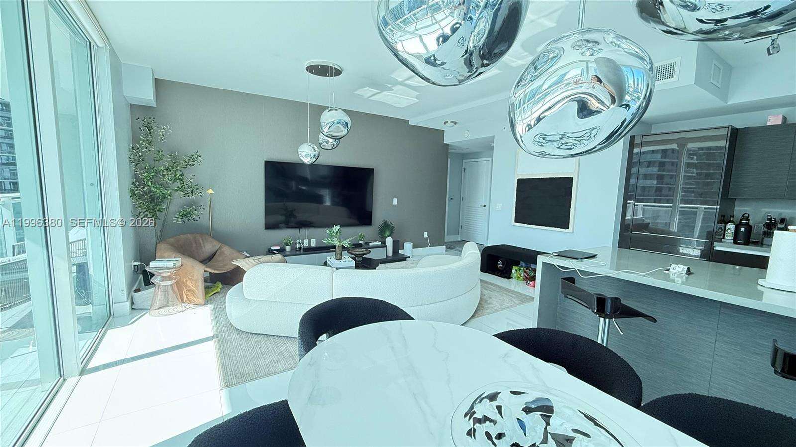 The Bond On Brickell at 1080 Brickell Ave, Miami, FL 33131 - For Sale photo 5