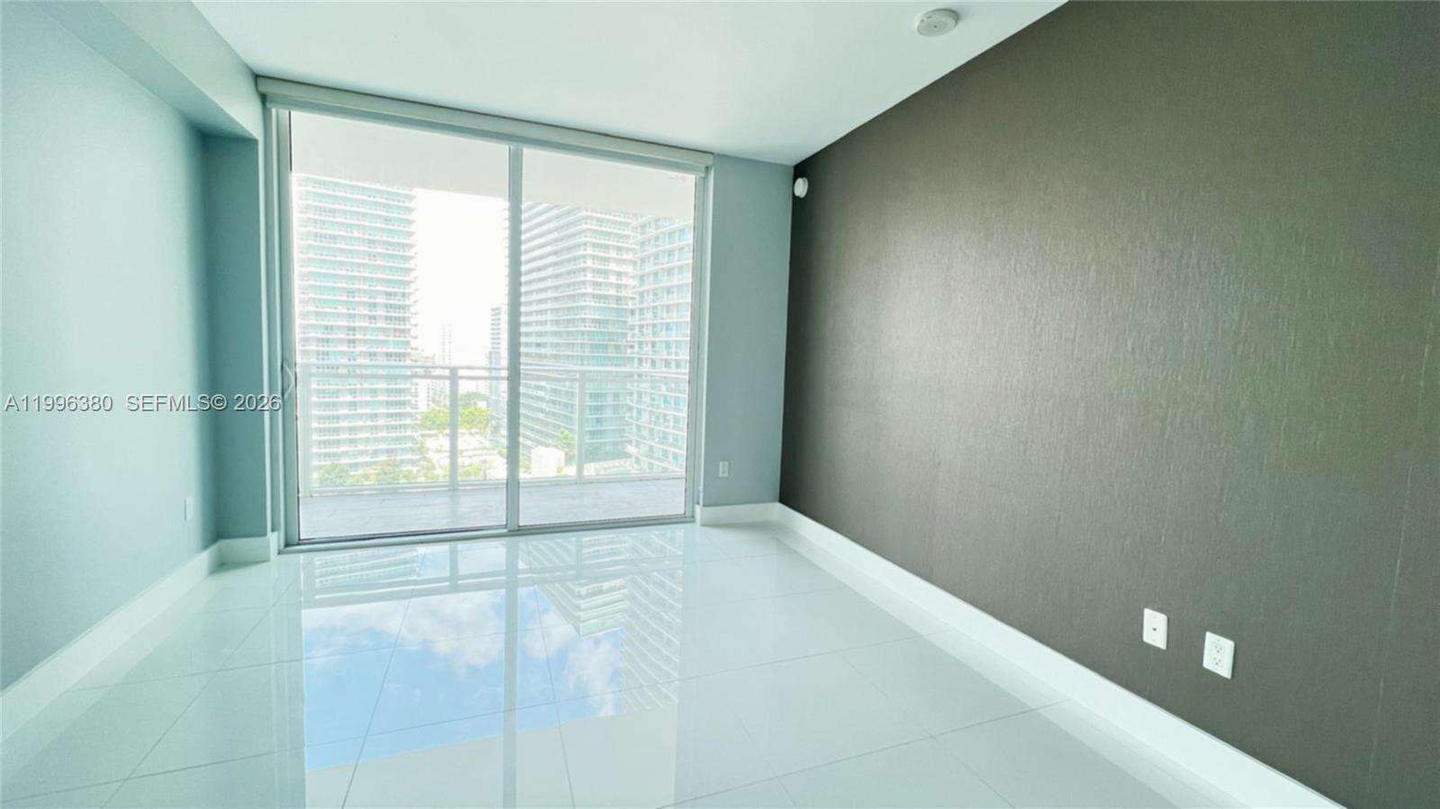 The Bond On Brickell at 1080 Brickell Ave, Miami, FL 33131 - For Sale photo 10