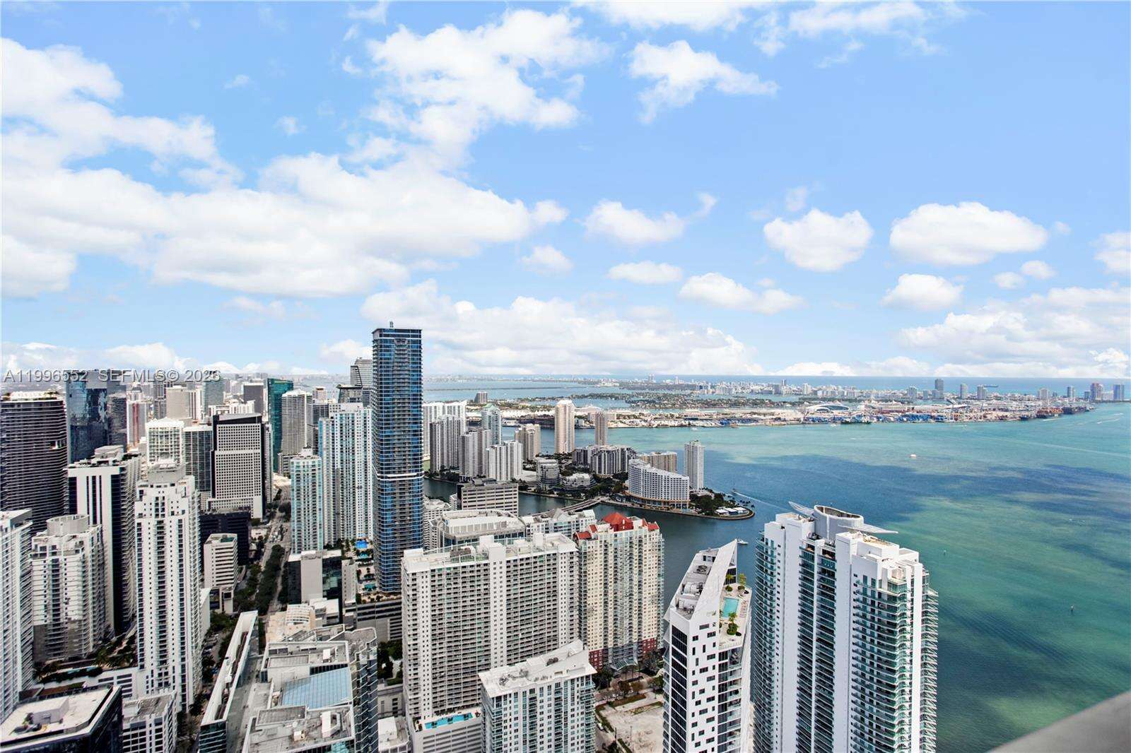 MILLENNIUM TOWER - 1425 Brickell Ave, Miami, FL 33131 | Picture 28