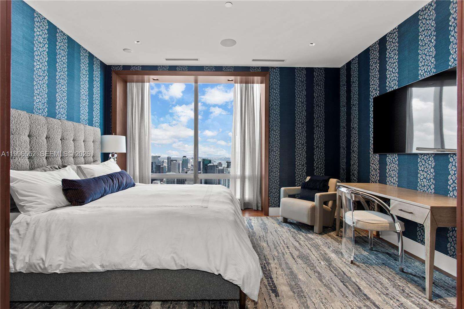 MILLENNIUM TOWER - 1425 Brickell Ave, Miami, FL 33131 | Picture 30