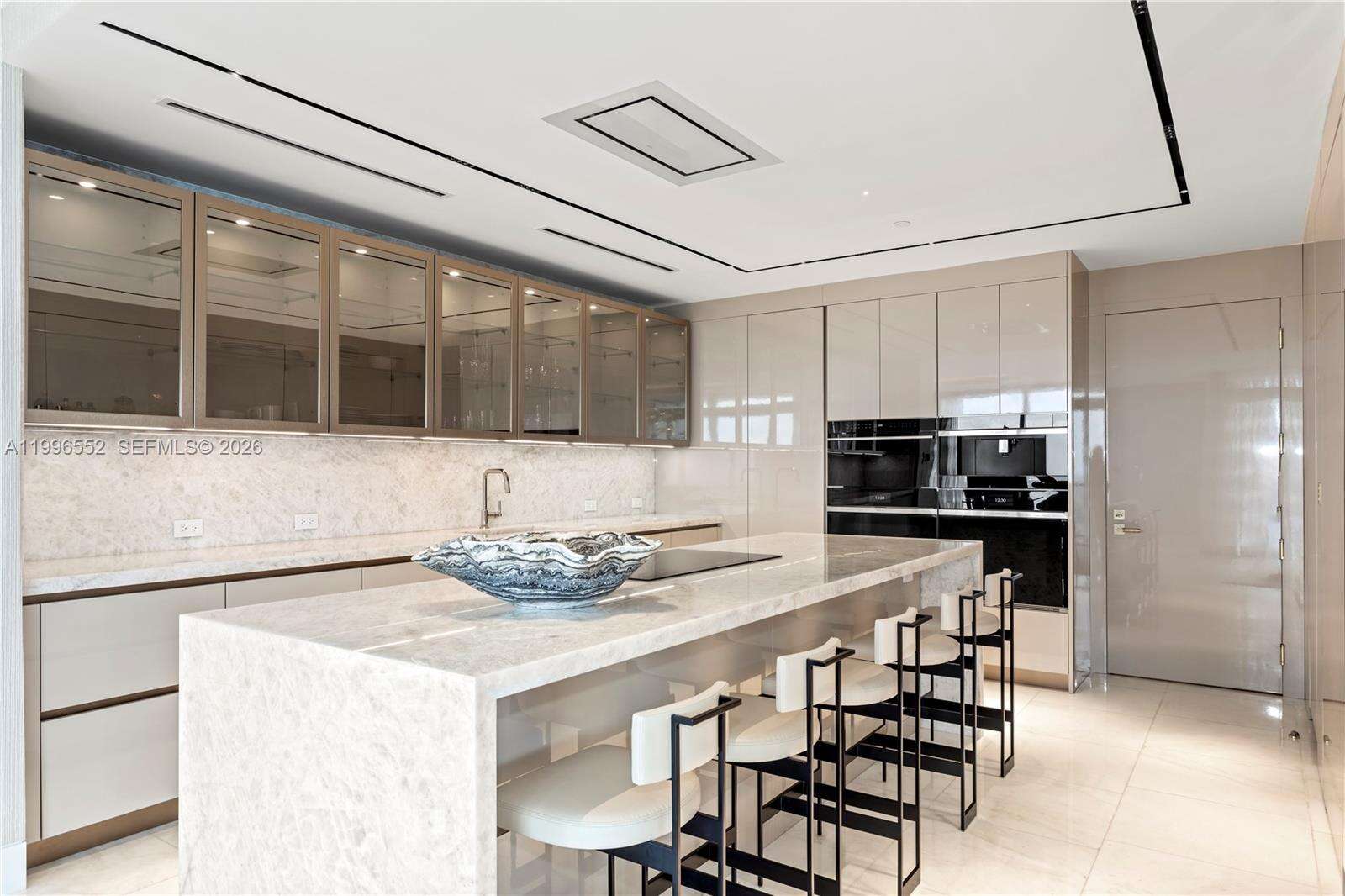 MILLENNIUM TOWER - 1425 Brickell Ave, Miami, FL 33131 | Picture 6