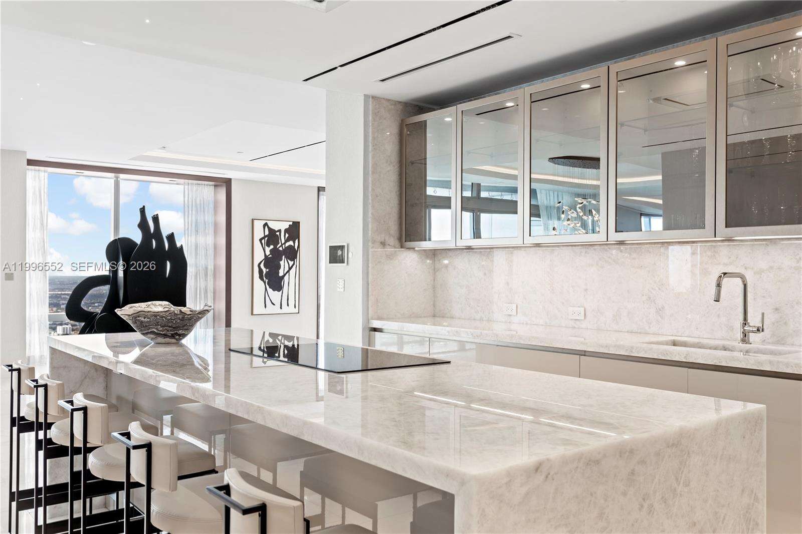 MILLENNIUM TOWER - 1425 Brickell Ave, Miami, FL 33131 | Picture 7