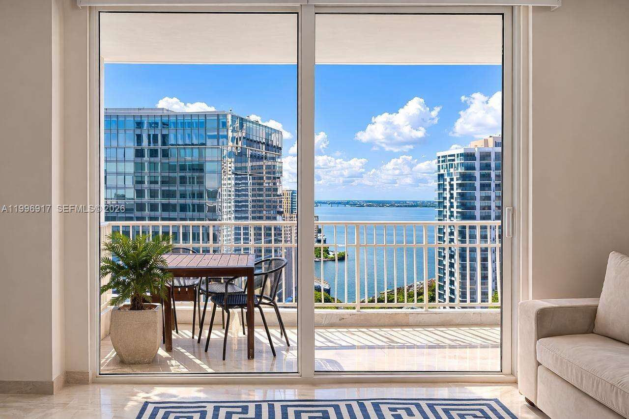 Courvoisier Courts at 701 Brickell Key Blvd, Miami, FL 33131 - For Sale photo 2