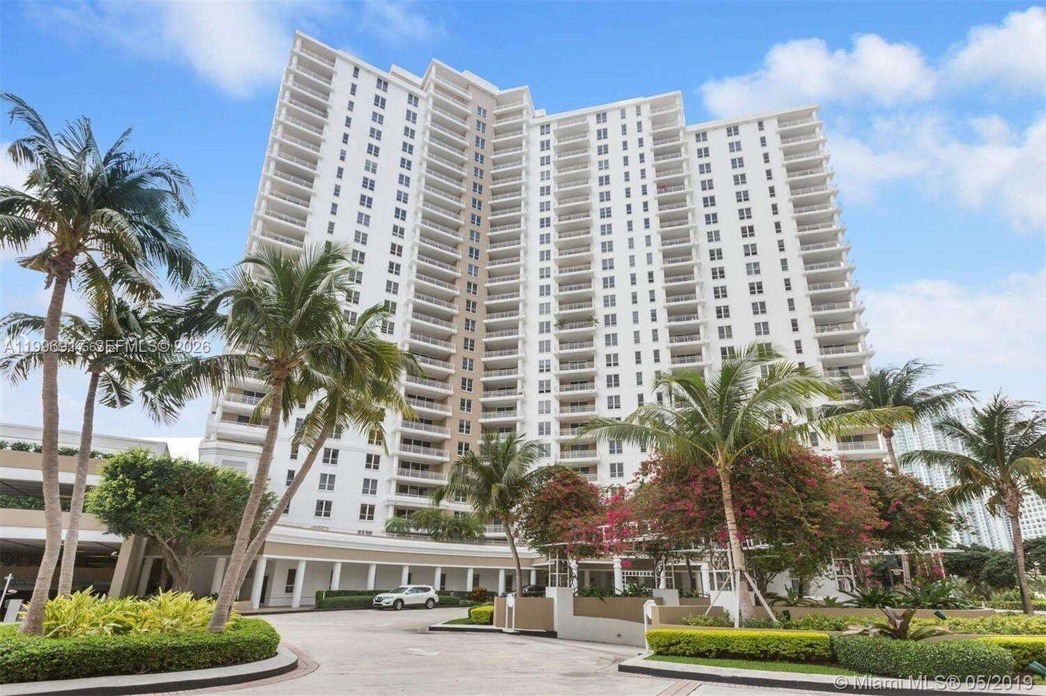 Courvoisier Courts at 701 Brickell Key Blvd, Miami, FL 33131 - For Sale photo 23