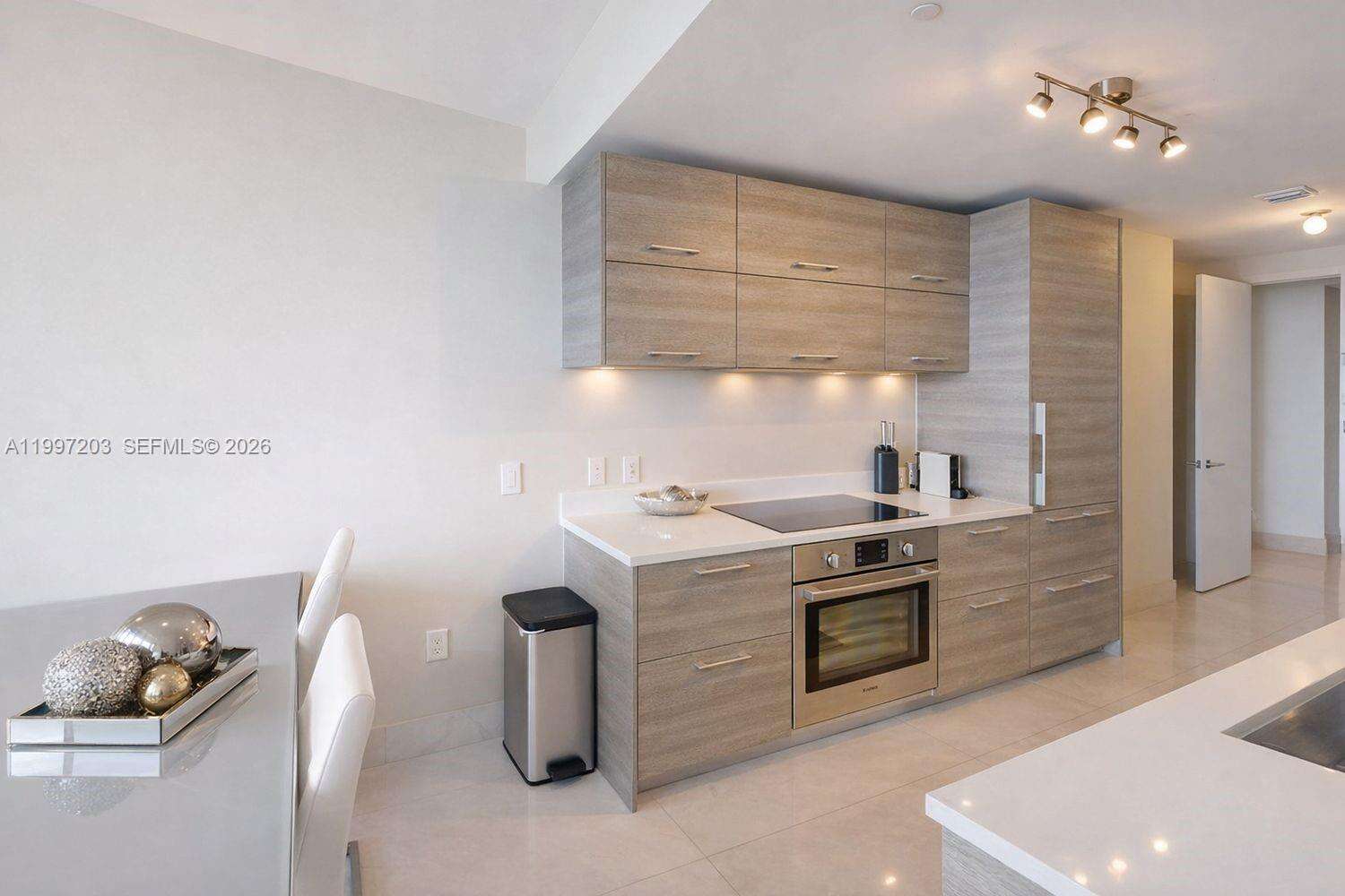 Paraiso Bay at 650 32 St, Miami, FL 33137 - For Sale photo 12