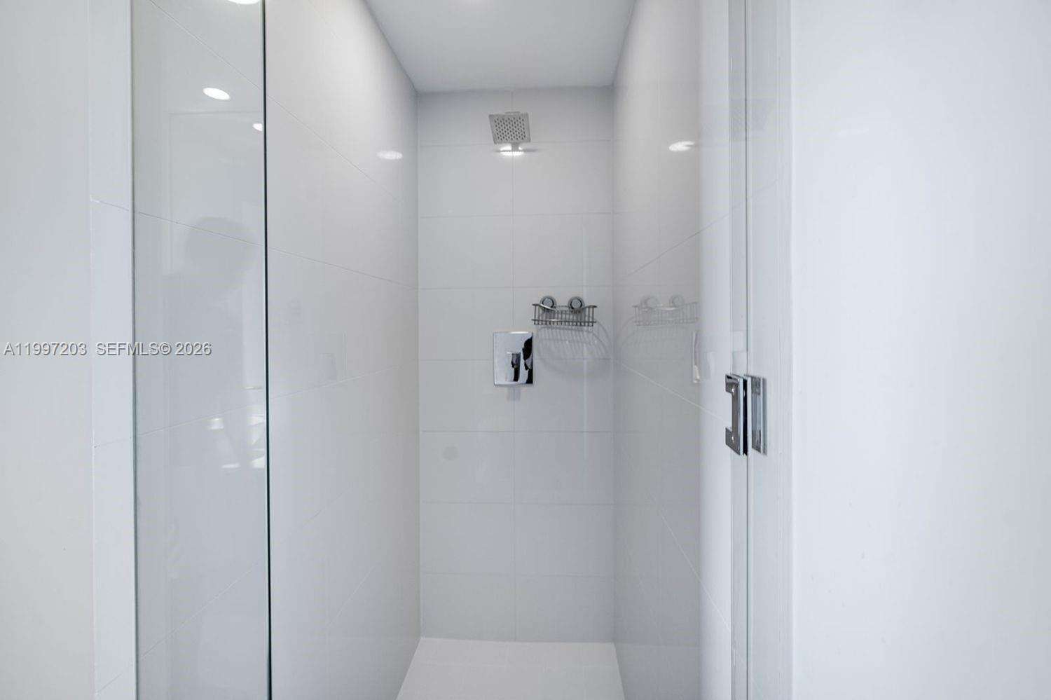 Paraiso Bay at 650 32 St, Miami, FL 33137 - For Sale photo 20
