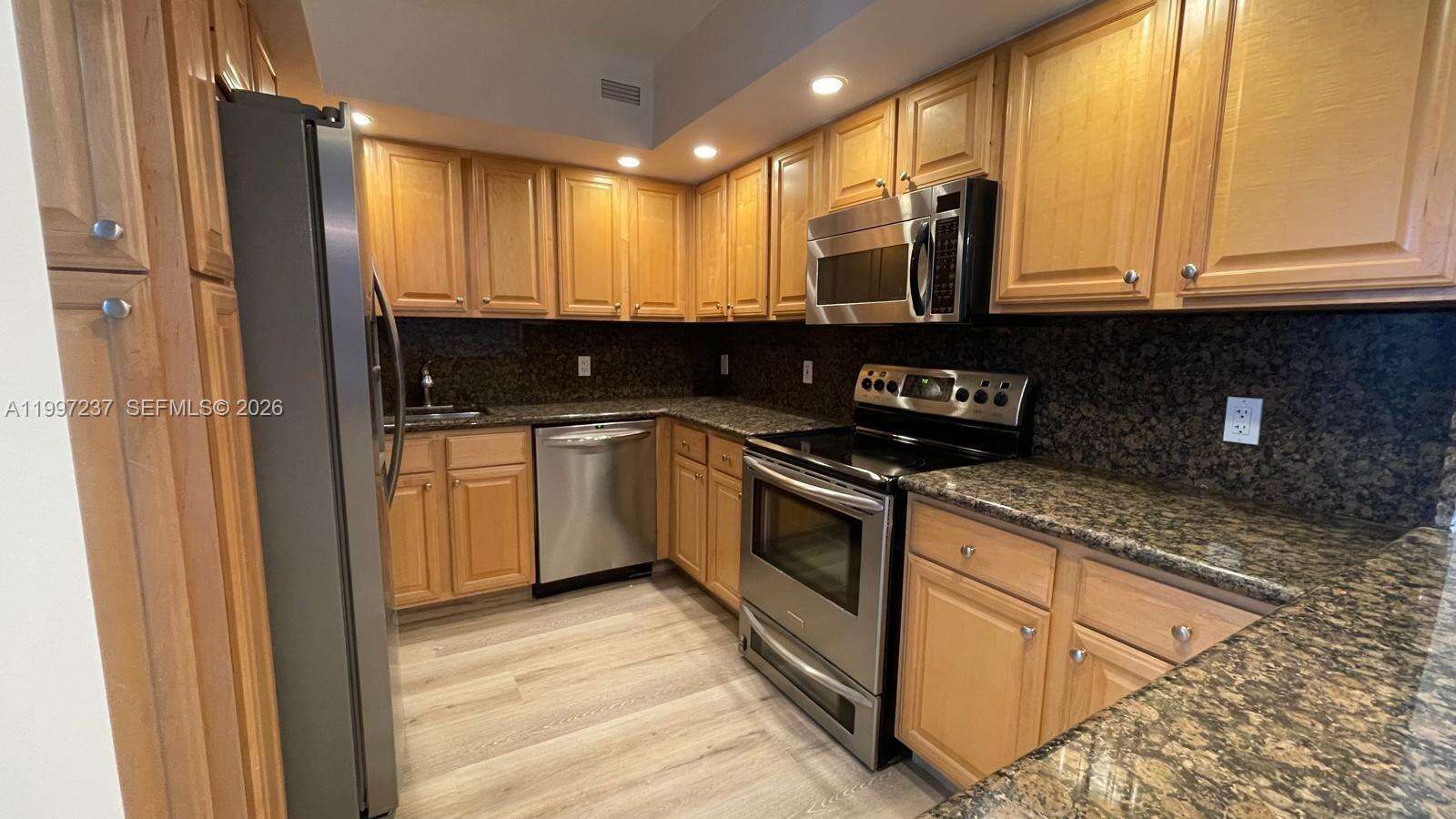 5600 Collins Ave, Miami Beach, FL 33140 - For Sale photo 20