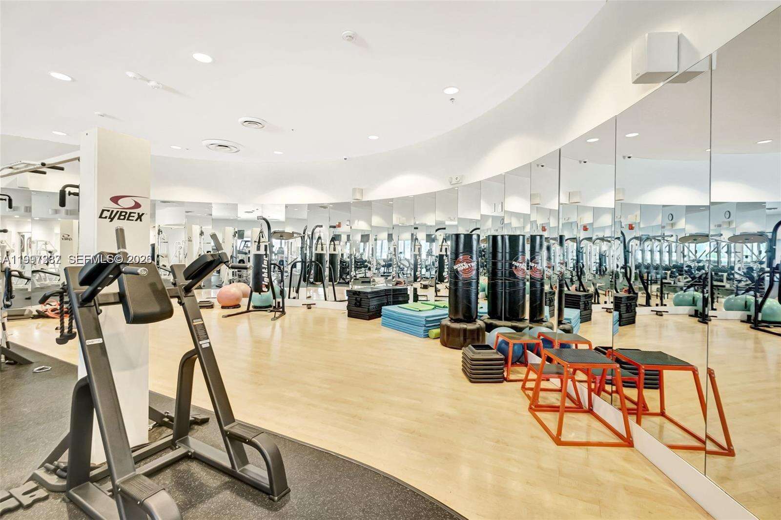 5600 Collins Ave, Miami Beach, FL 33140 - For Sale photo 48