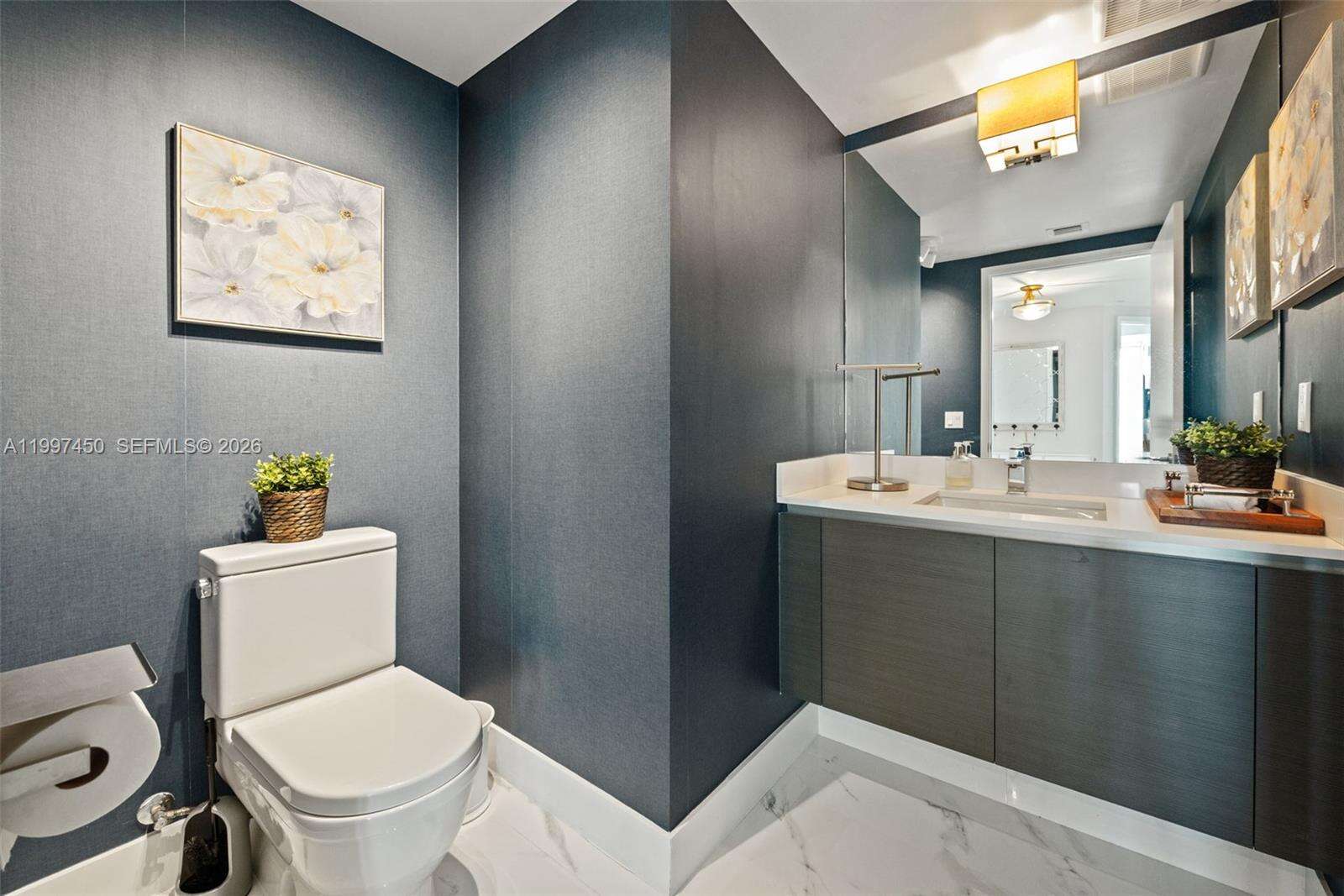 Parque Towers at 330 Sunny Isles Blvd, Sunny Isles Beach, FL 33160 - For Sale photo 14
