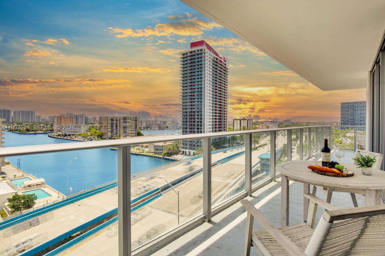 Hyde Beach House at 4010 Ocean Dr, Hollywood, FL 33019 - For Sale photo 17