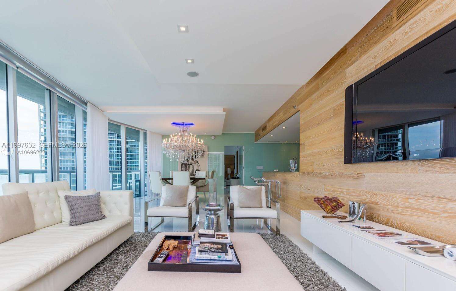 ICONBRICKELL CONDO NO 1 - 465 Brickell Ave, Miami, FL 33131 | Picture 1