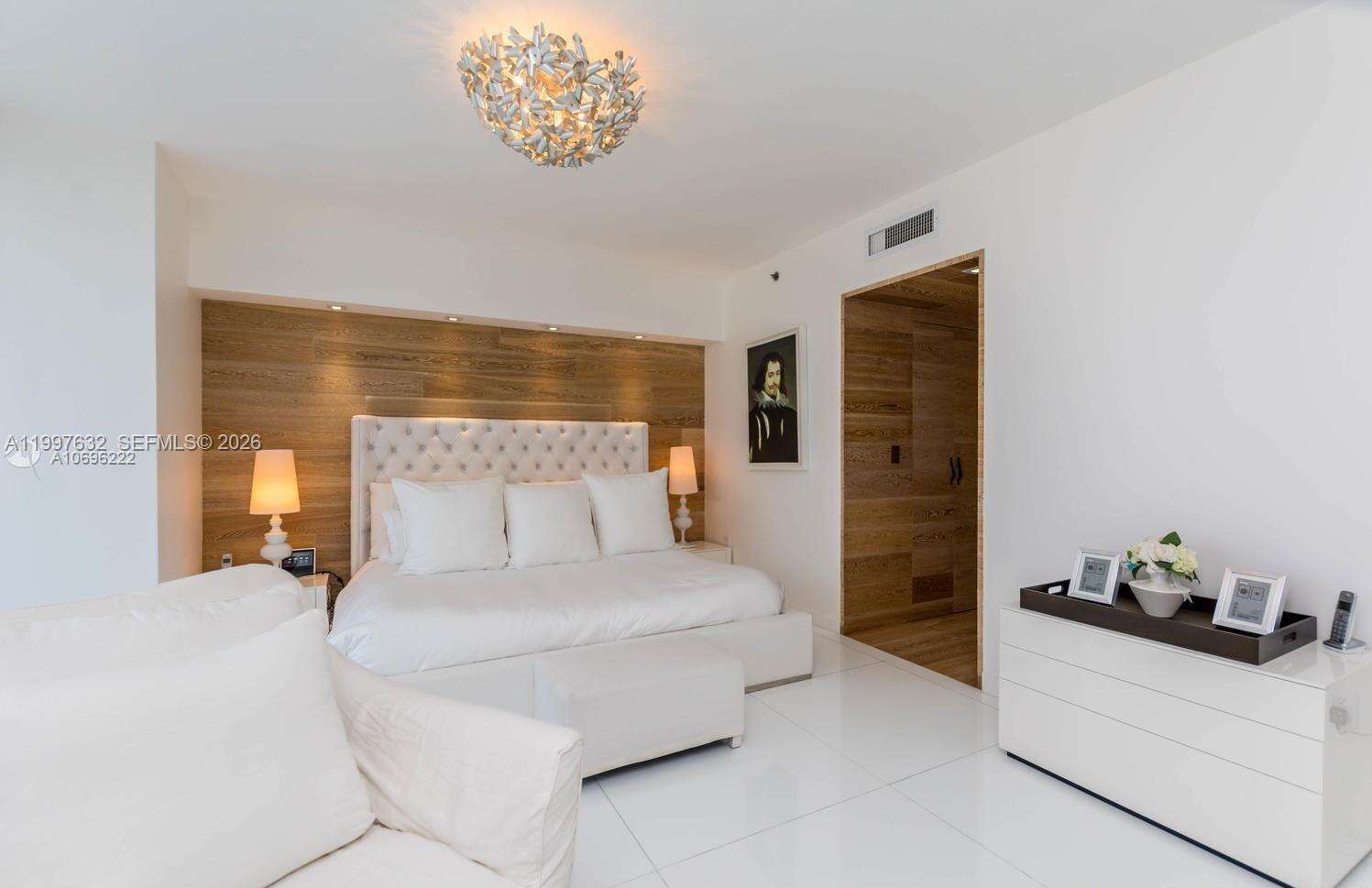 ICONBRICKELL CONDO NO 1 - 465 Brickell Ave, Miami, FL 33131 | Picture 11