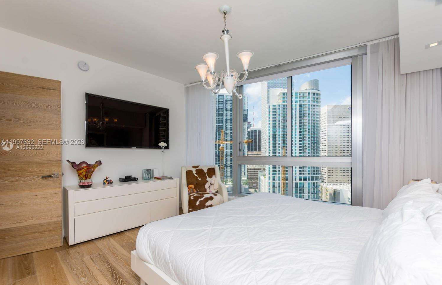 ICONBRICKELL CONDO NO 1 - 465 Brickell Ave, Miami, FL 33131 | Picture 17