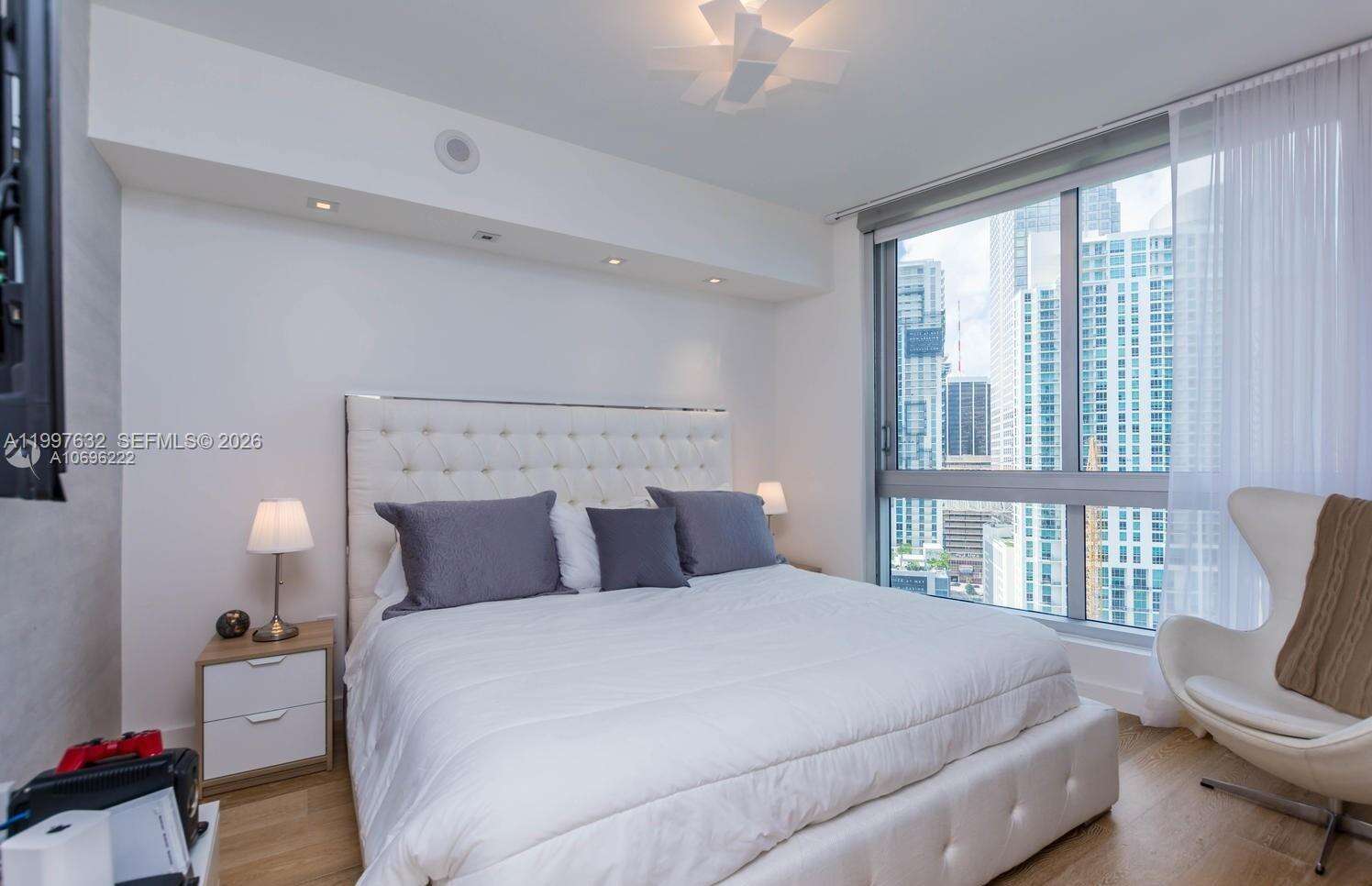 ICONBRICKELL CONDO NO 1 - 465 Brickell Ave, Miami, FL 33131 | Picture 20