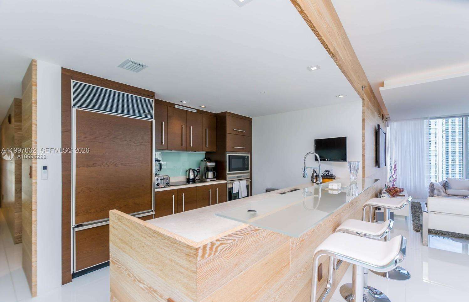 ICONBRICKELL CONDO NO 1 - 465 Brickell Ave, Miami, FL 33131 | Picture 6