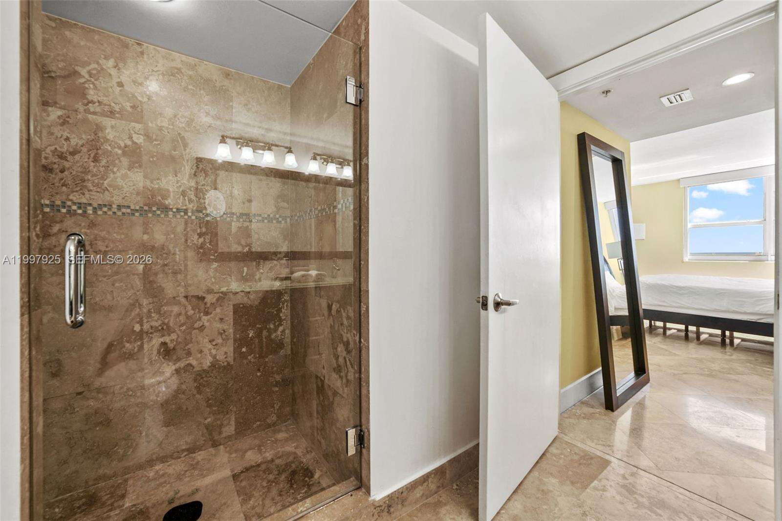 The Floridian at 650 W Ave, Miami Beach, FL 33139 - For Sale photo 14
