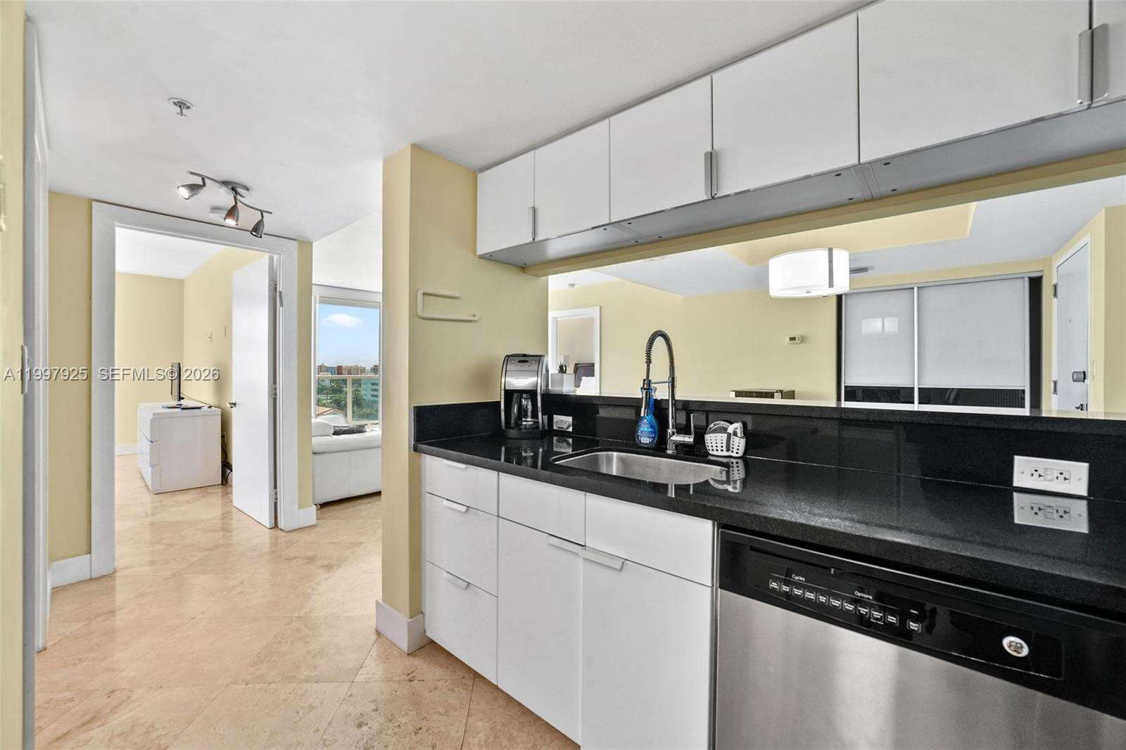 The Floridian at 650 W Ave, Miami Beach, FL 33139 - For Sale photo 10