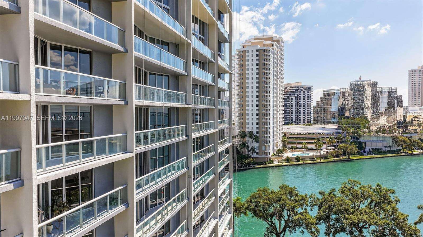 Icon Brickell 2 at 495 Brickell Ave, Miami, FL 33131 - For Sale photo 15