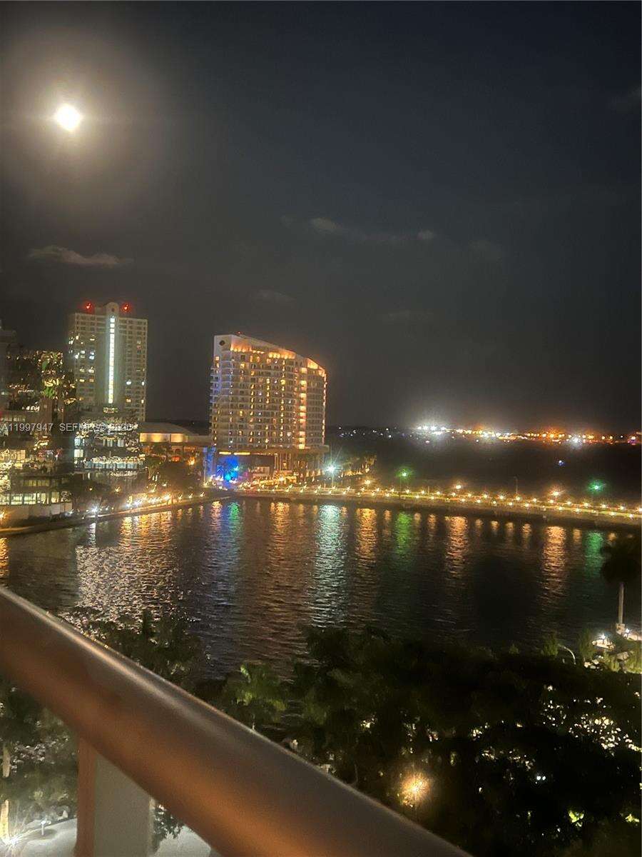 Icon Brickell 2 at 495 Brickell Ave, Miami, FL 33131 - For Sale photo 17
