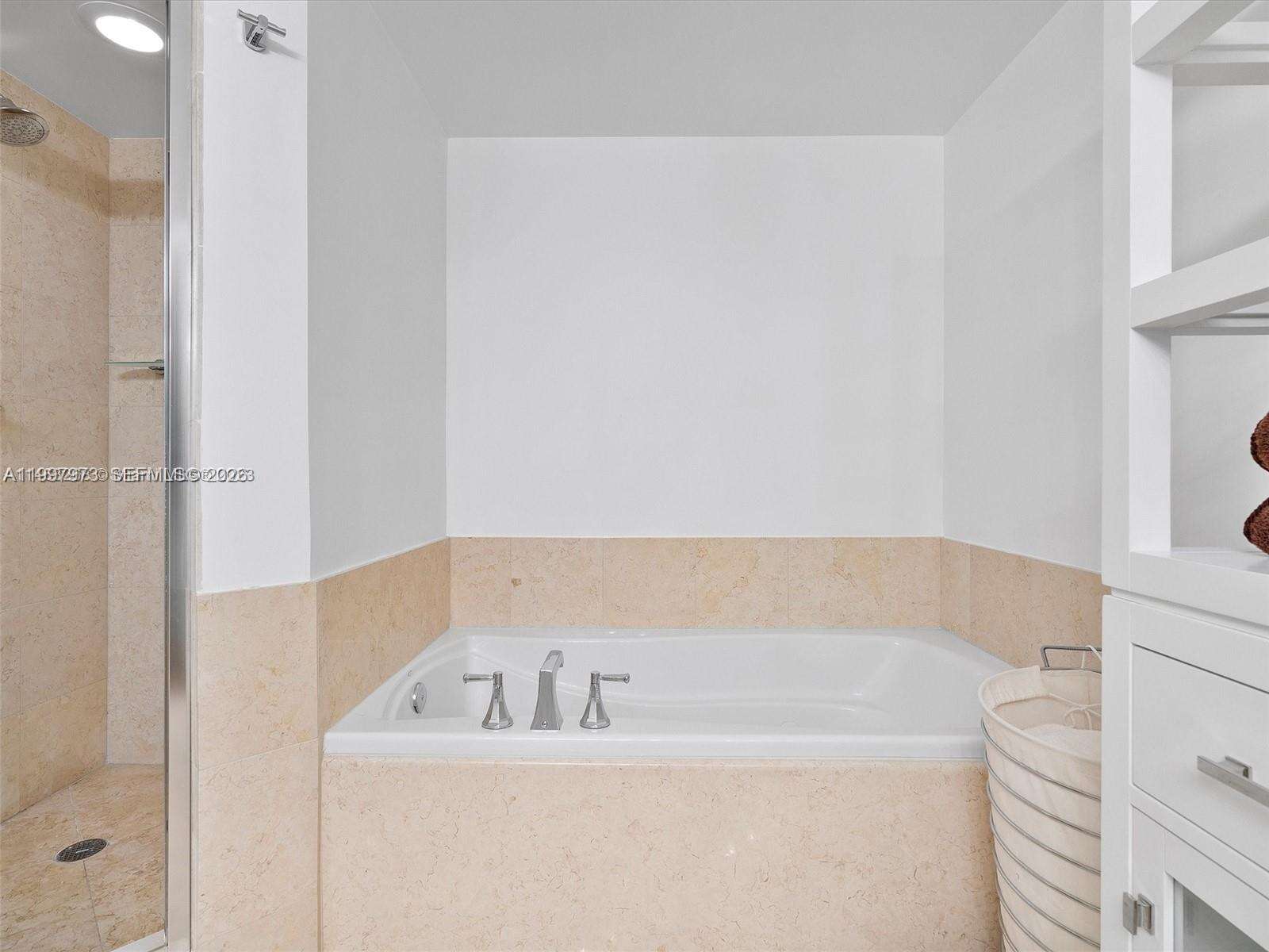 Turnberry Village North at 20000 Country Club Dr, Aventura, FL 33180 - For Sale photo 20