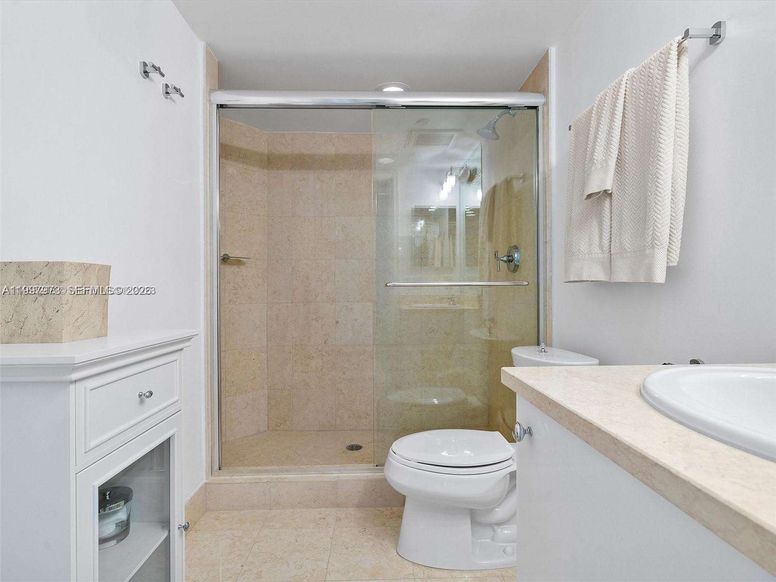 Turnberry Village North at 20000 Country Club Dr, Aventura, FL 33180 - For Sale photo 23