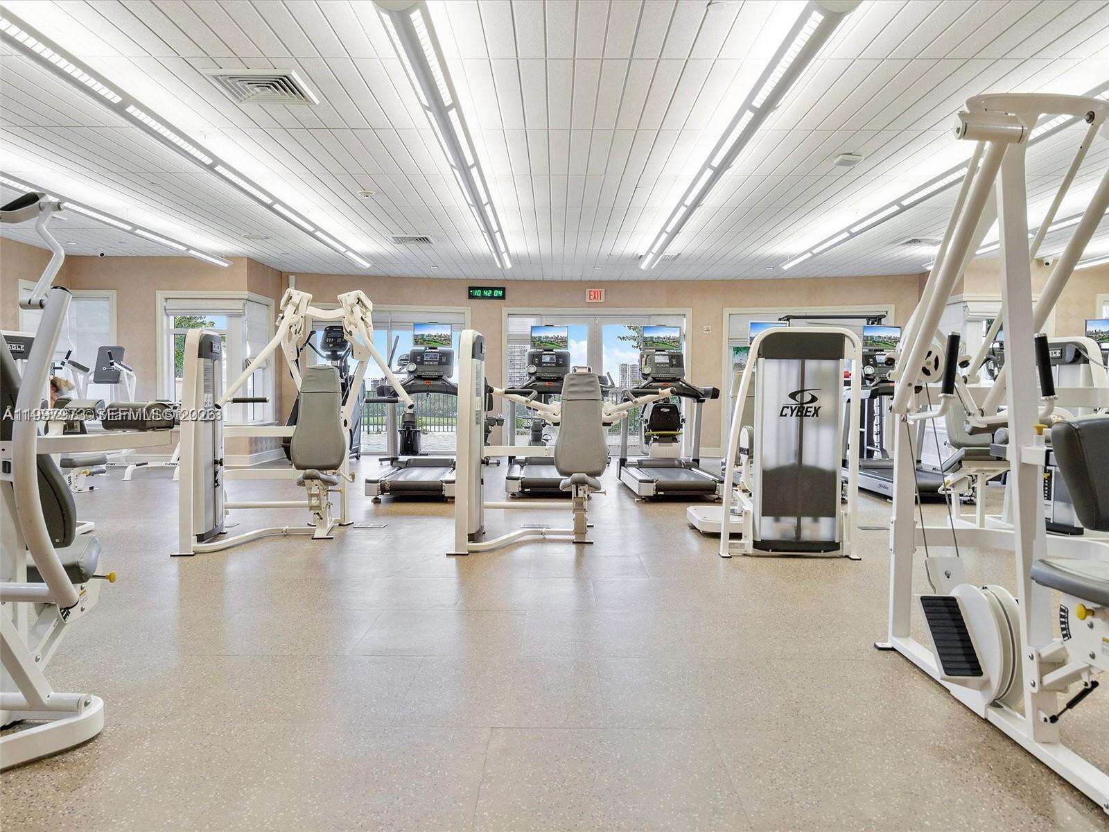 Turnberry Village North at 20000 Country Club Dr, Aventura, FL 33180 - For Sale photo 31