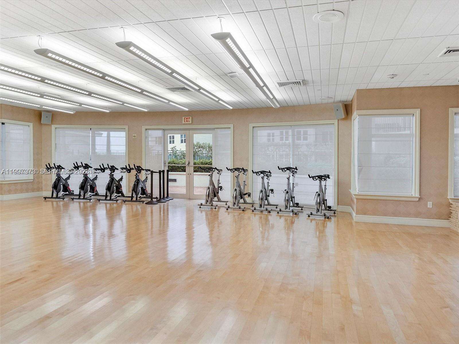 Turnberry Village North at 20000 Country Club Dr, Aventura, FL 33180 - For Sale photo 32