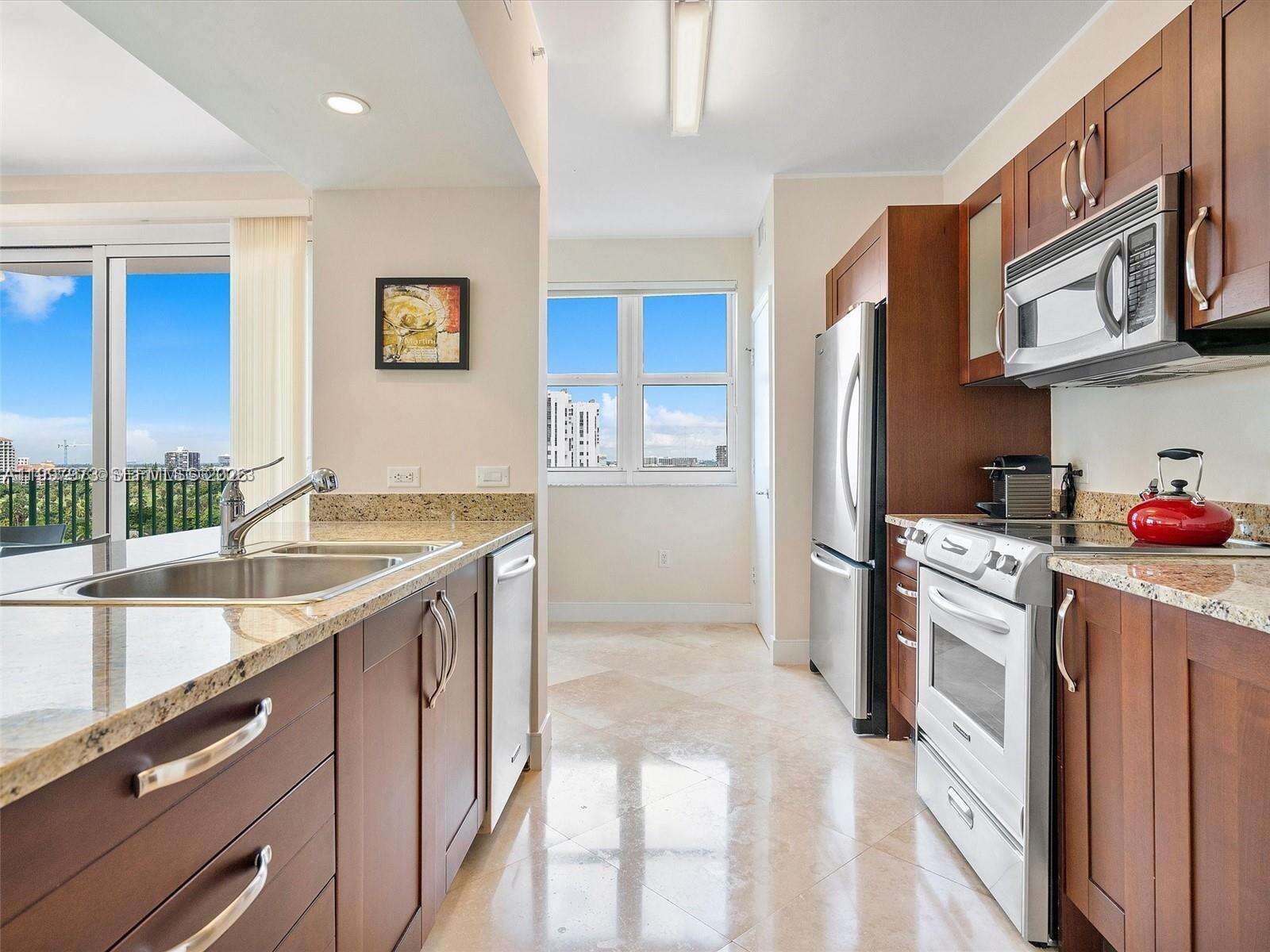 Turnberry Village North at 20000 Country Club Dr, Aventura, FL 33180 - For Sale photo 7