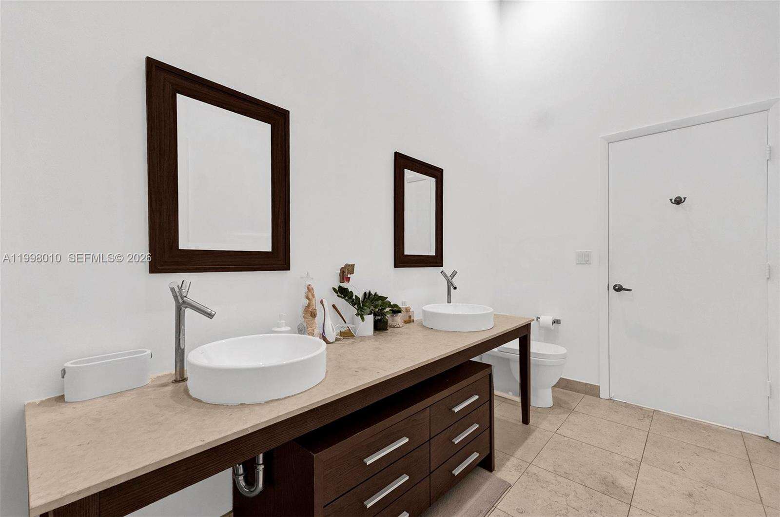 Icon Brickell 1 at 465 Brickell Ave, Miami, FL 33131 - For Sale photo 12