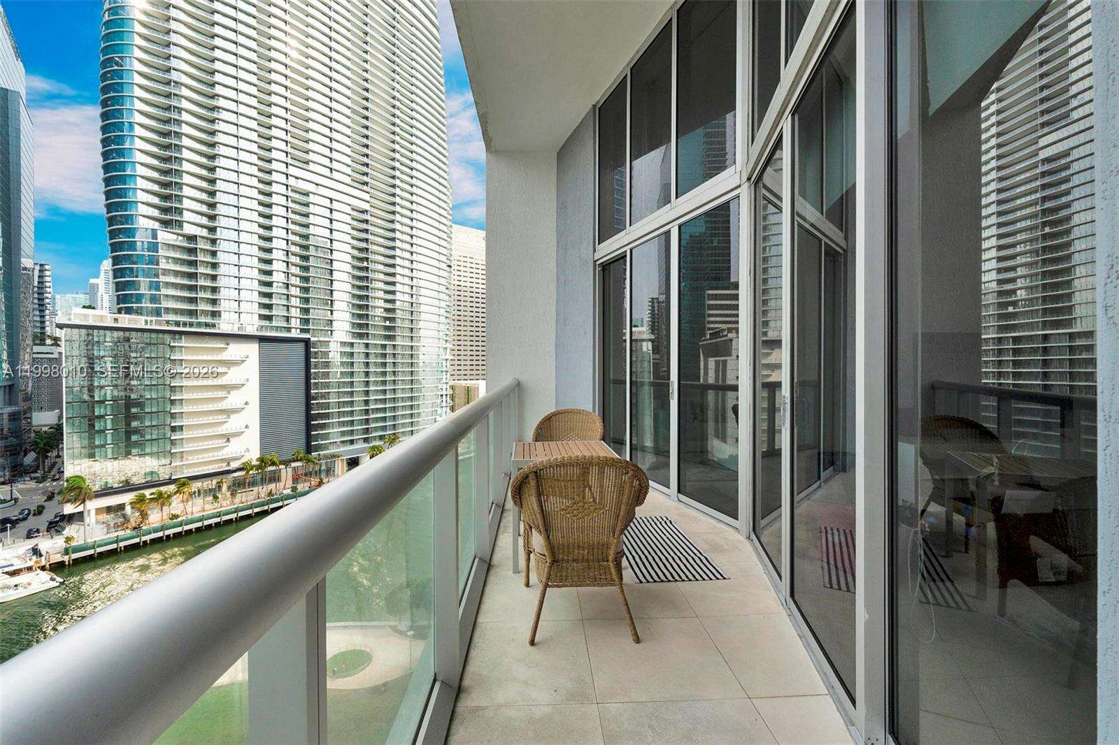 Icon Brickell 1 at 465 Brickell Ave, Miami, FL 33131 - For Sale photo 19