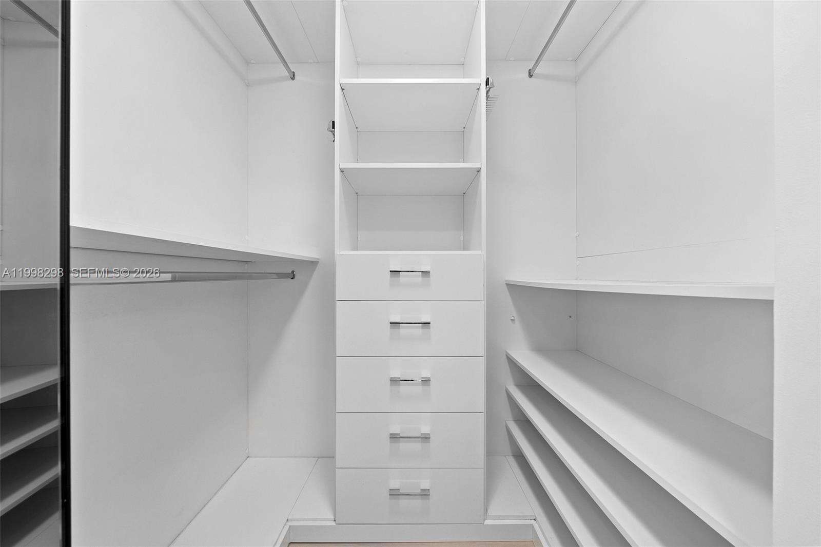 ARIA ON THE BAY - 488 18 St, Miami, FL 33132 | Picture 29