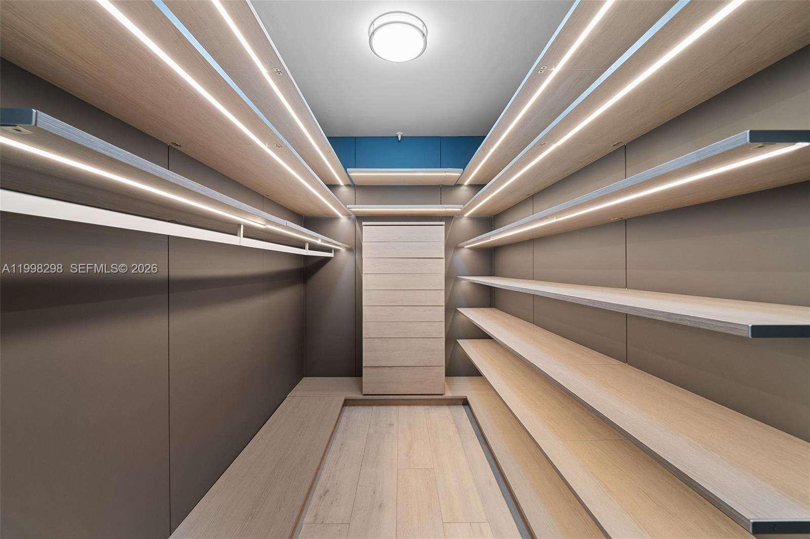 ARIA ON THE BAY - 488 18 St, Miami, FL 33132 | Picture 41