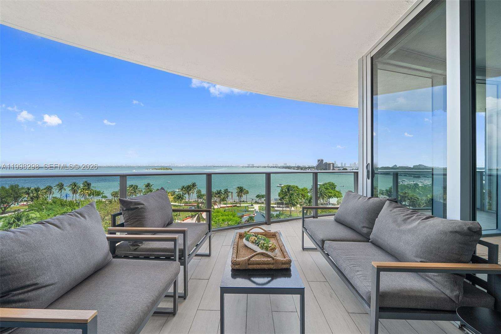 ARIA ON THE BAY - 488 18 St, Miami, FL 33132 | Picture 46