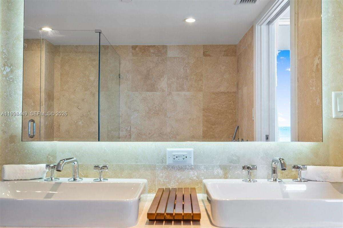 2399 COLLINS AVENUE - 102 24 St, Miami Beach, FL 33139 | Picture 23