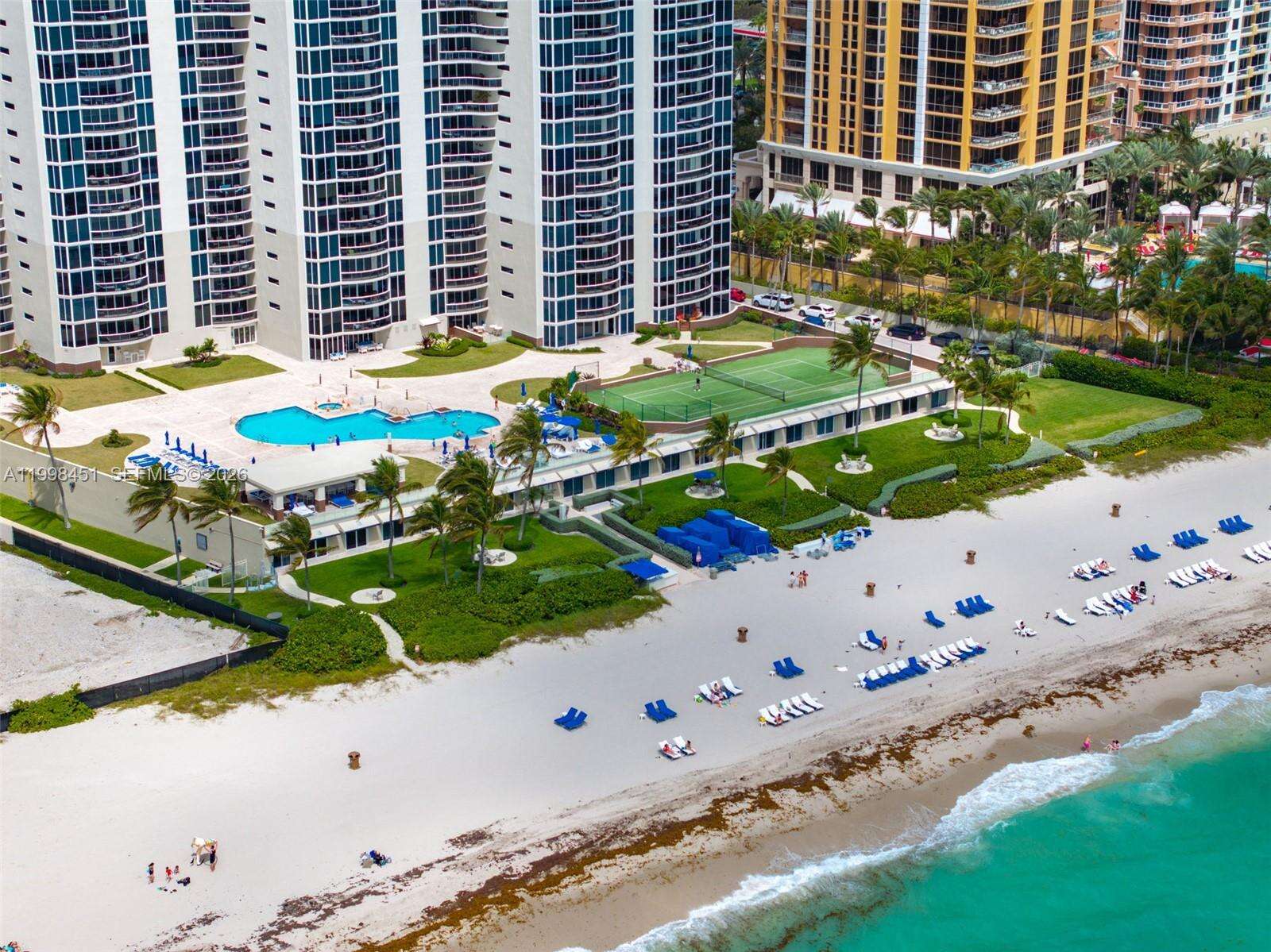 THE PINNACLE - 17555 Collins Ave, Sunny Isles Beach, FL 33160 | Picture 25