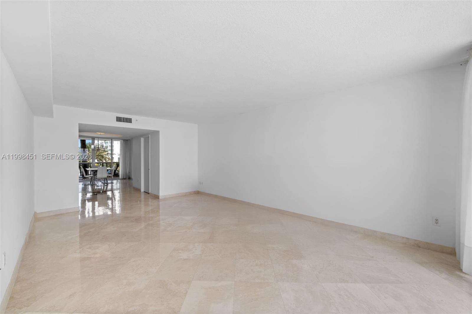 THE PINNACLE - 17555 Collins Ave, Sunny Isles Beach, FL 33160 | Picture 6