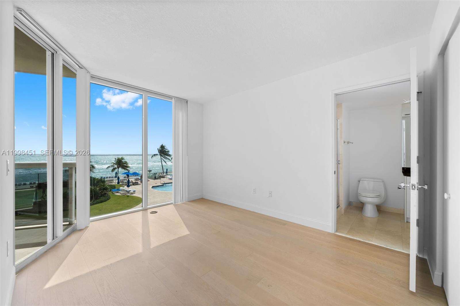 THE PINNACLE - 17555 Collins Ave, Sunny Isles Beach, FL 33160 | Picture 7
