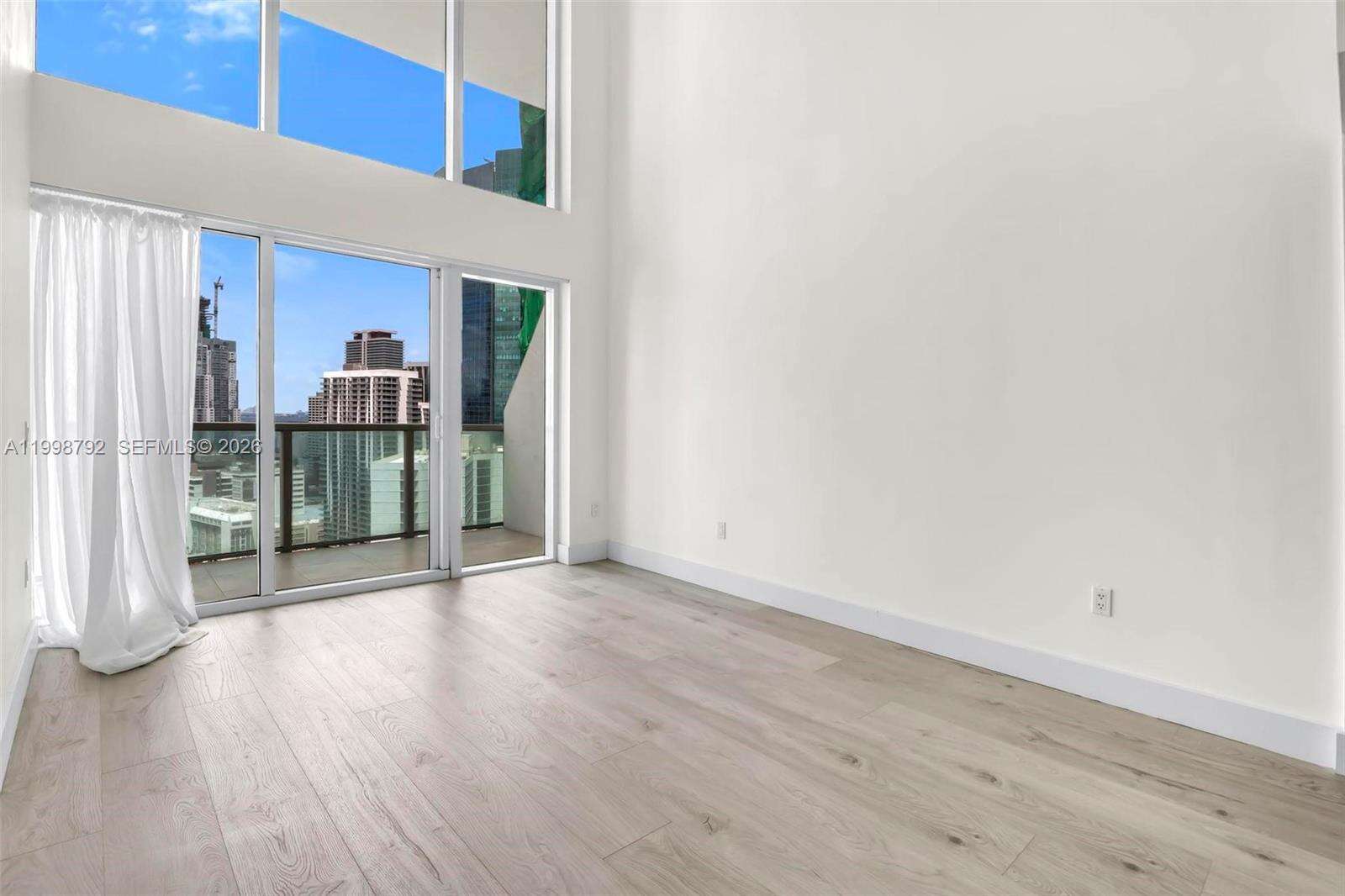 Brickell On The River at 41 5 St, Miami, FL 33131 - For Sale photo 2