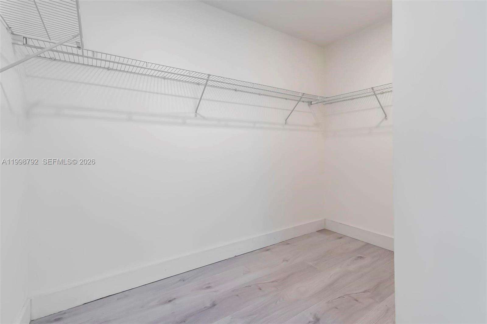 Brickell On The River at 41 5 St, Miami, FL 33131 - For Sale photo 22