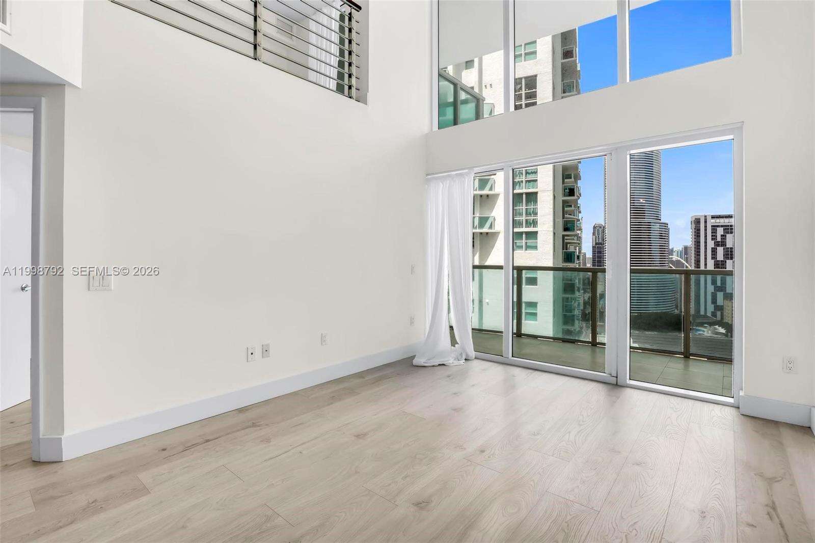 Brickell On The River at 41 5 St, Miami, FL 33131 - For Sale photo 8