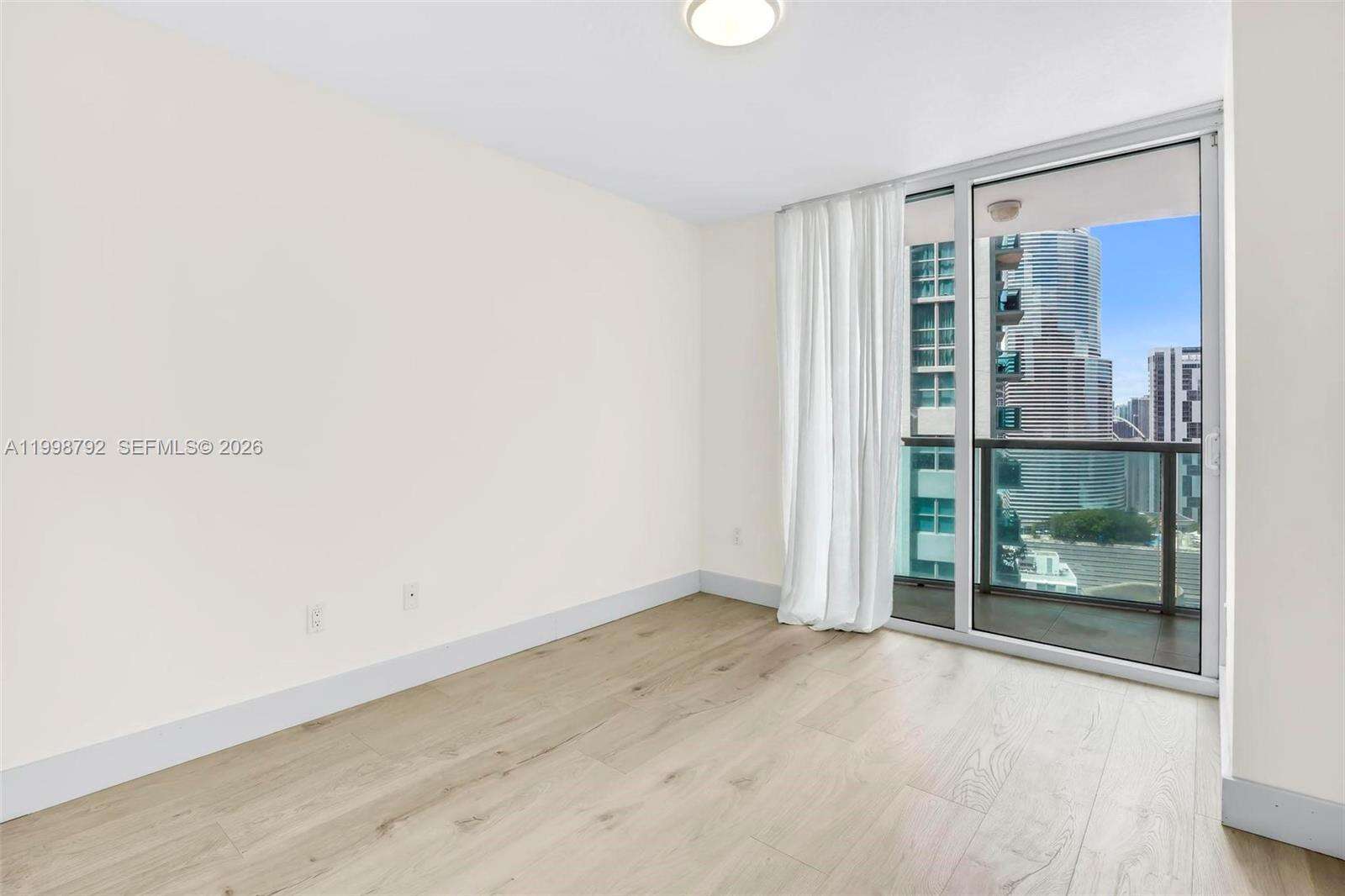 Brickell On The River at 41 5 St, Miami, FL 33131 - For Sale photo 10