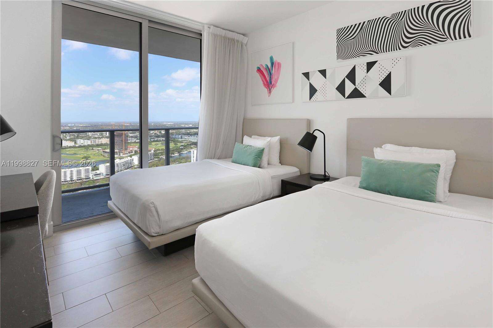 Hyde Beach House at 4010 Ocean Dr, Hollywood, FL 33019 - For Sale photo 17