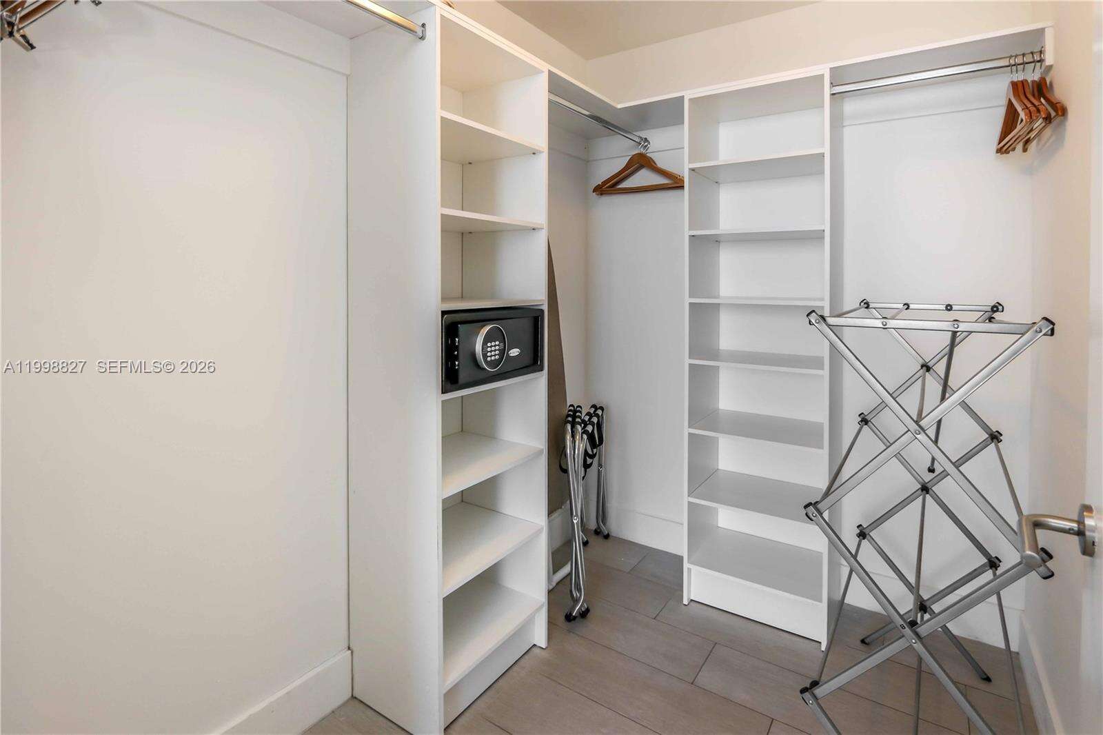 Hyde Beach House at 4010 Ocean Dr, Hollywood, FL 33019 - For Sale photo 21